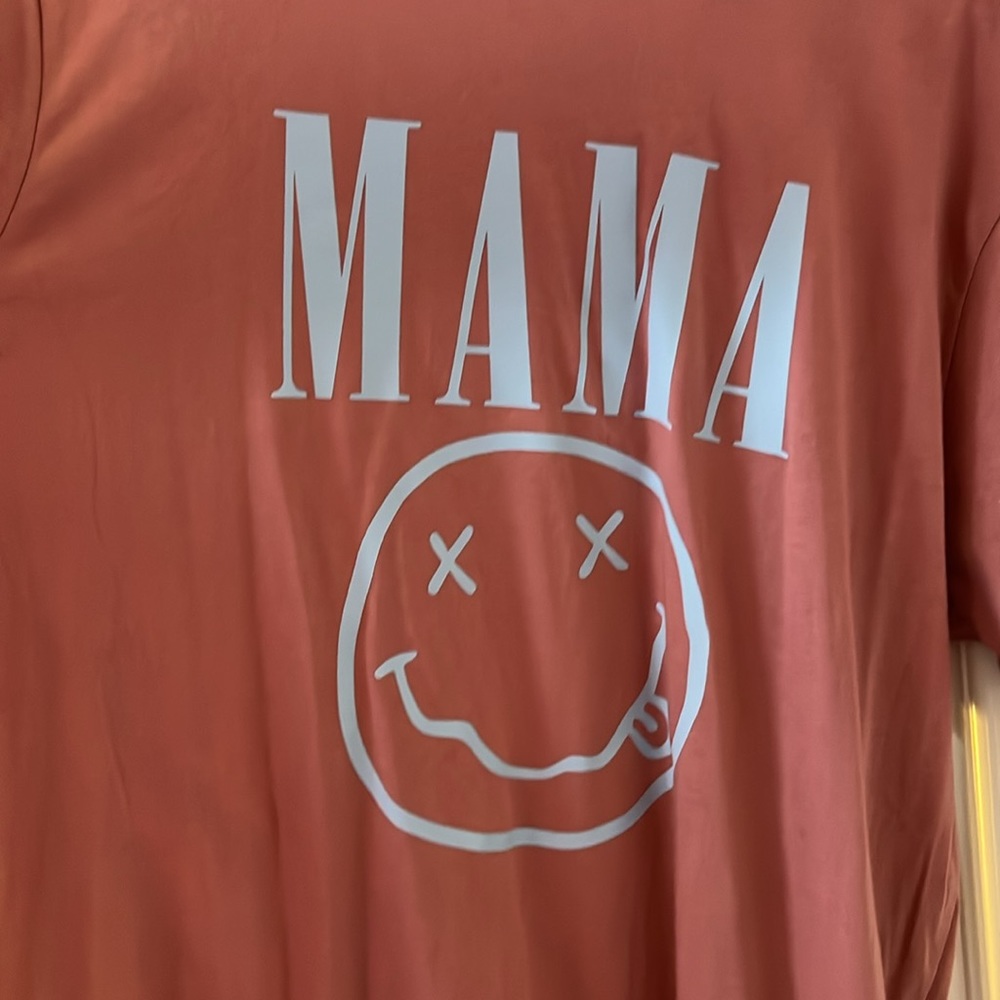 NWT MAMA & MINI shirt and onesie matching set - Picture 3 of 6
